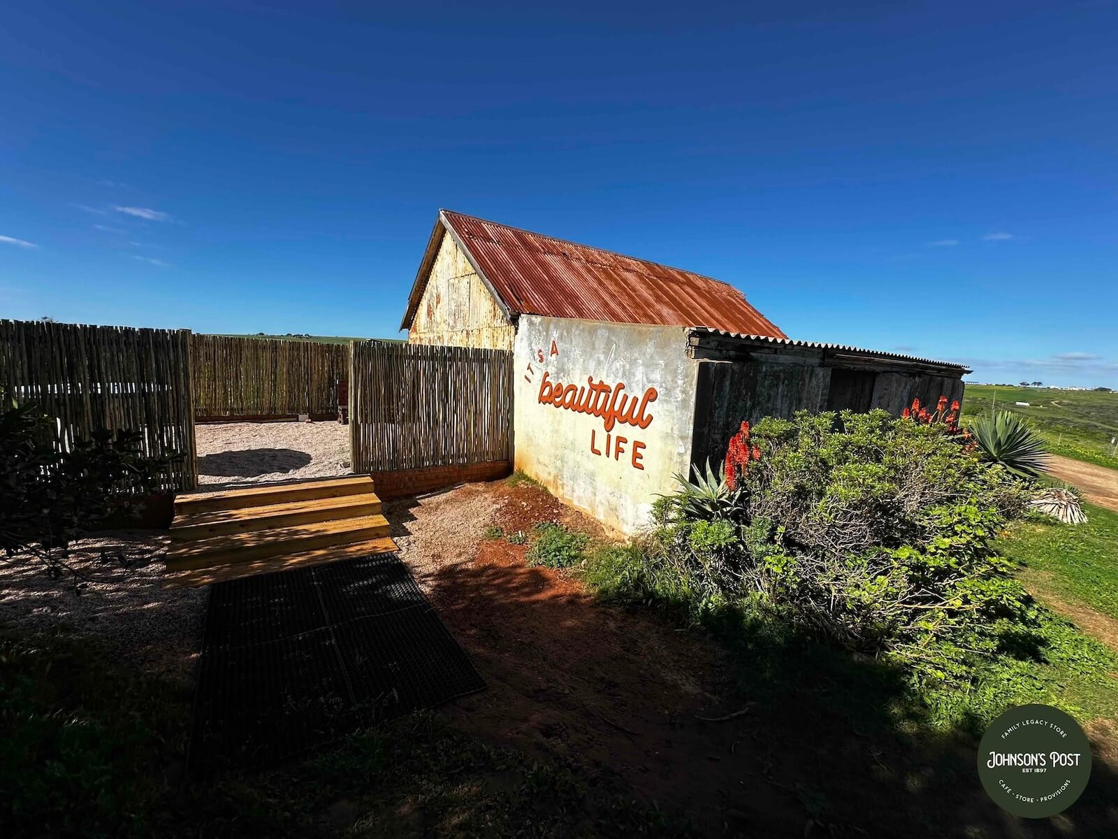 Johnsons Post Country Farmstall 2